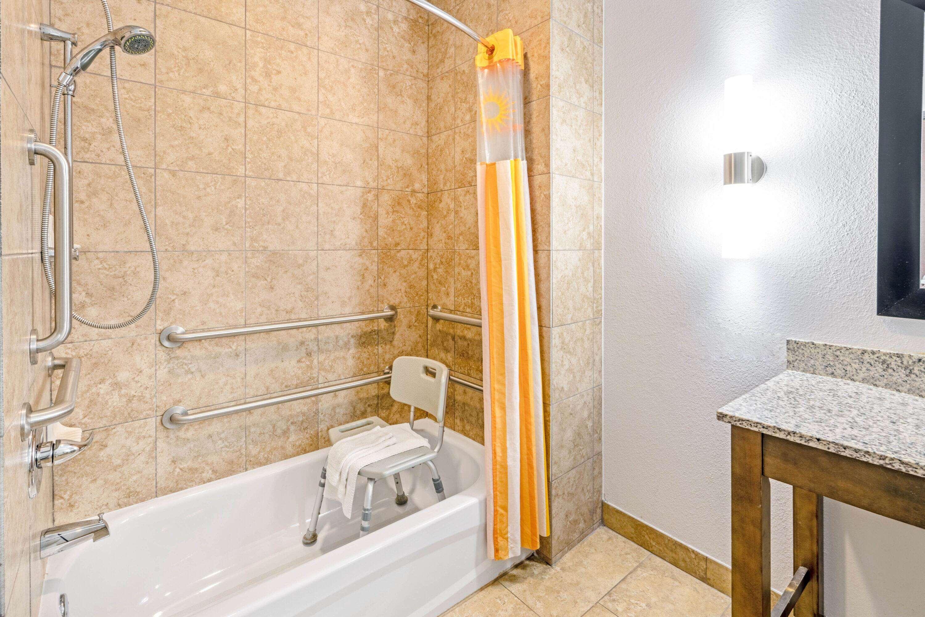Hotel La Quinta By Wyndham Guthrie Extérieur photo